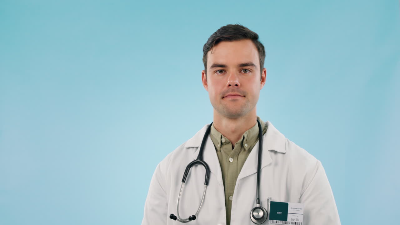 Arzt, Gesundheitswesen und Tablet Greenscreen