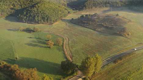 Landwirtschaft-Landdrohnenansicht-Im-Herbst