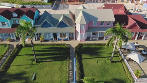 View-of-colonial-style-houses-in-Santo-Domingo,-Dominican-Republic