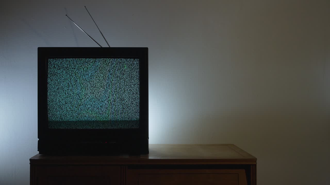 tv 소음: 선반에 신호가 없습니다. 켜십시오.