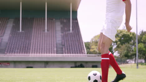 Futbolista-Jugando-Con-Pelota