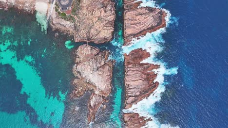 Rocas-Del-Canal-Vistas-Desde-Lo-Alto-En-El-Río-Margaret,-Australia-Occidental