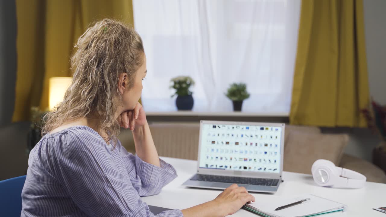 la mujer del comercio electrónico.