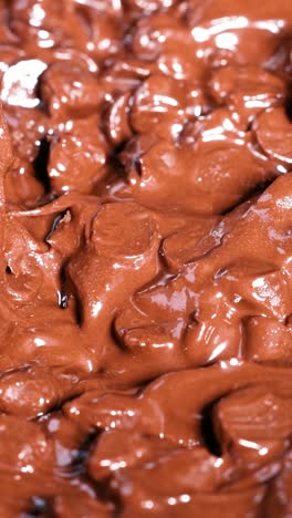 las fichas de chocolate se derriten y se agitan