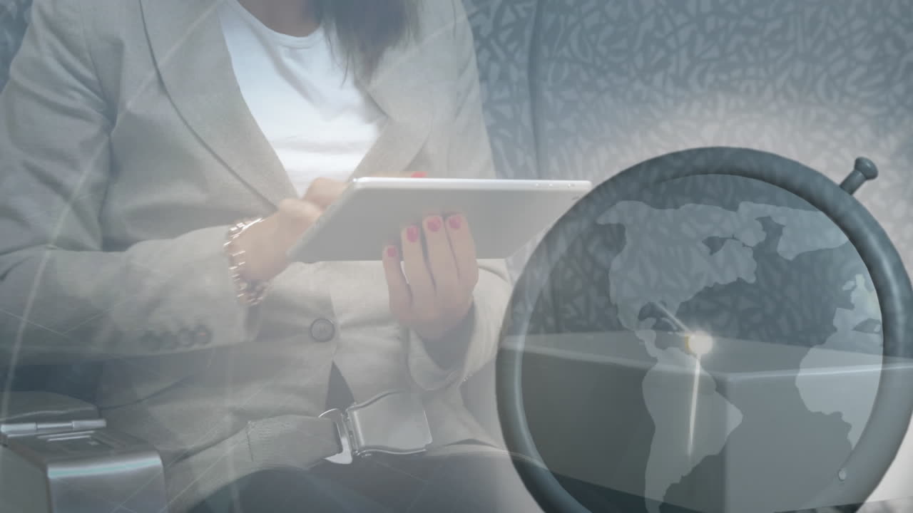 анимация женщины с помощью планшета с часами с картой мира, движущейся быстро