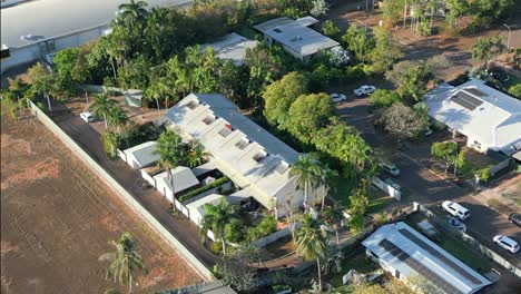 ground-level unit complex with townhouses and small backyards