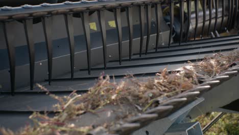 Detail-of-combine-harvester-cutter-blades