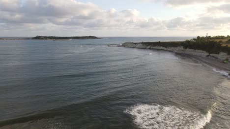 Olas-Litoral-Aéreo-Drone