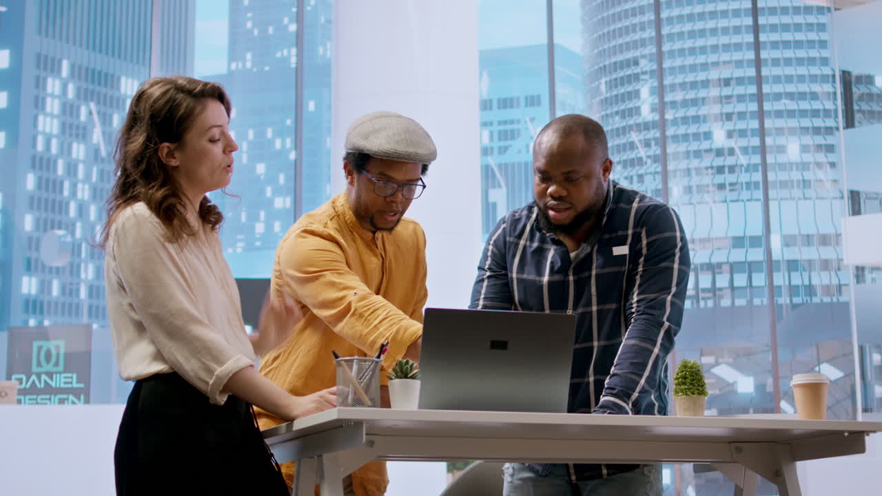 Realtors meeting with business owner to go over all contract terms