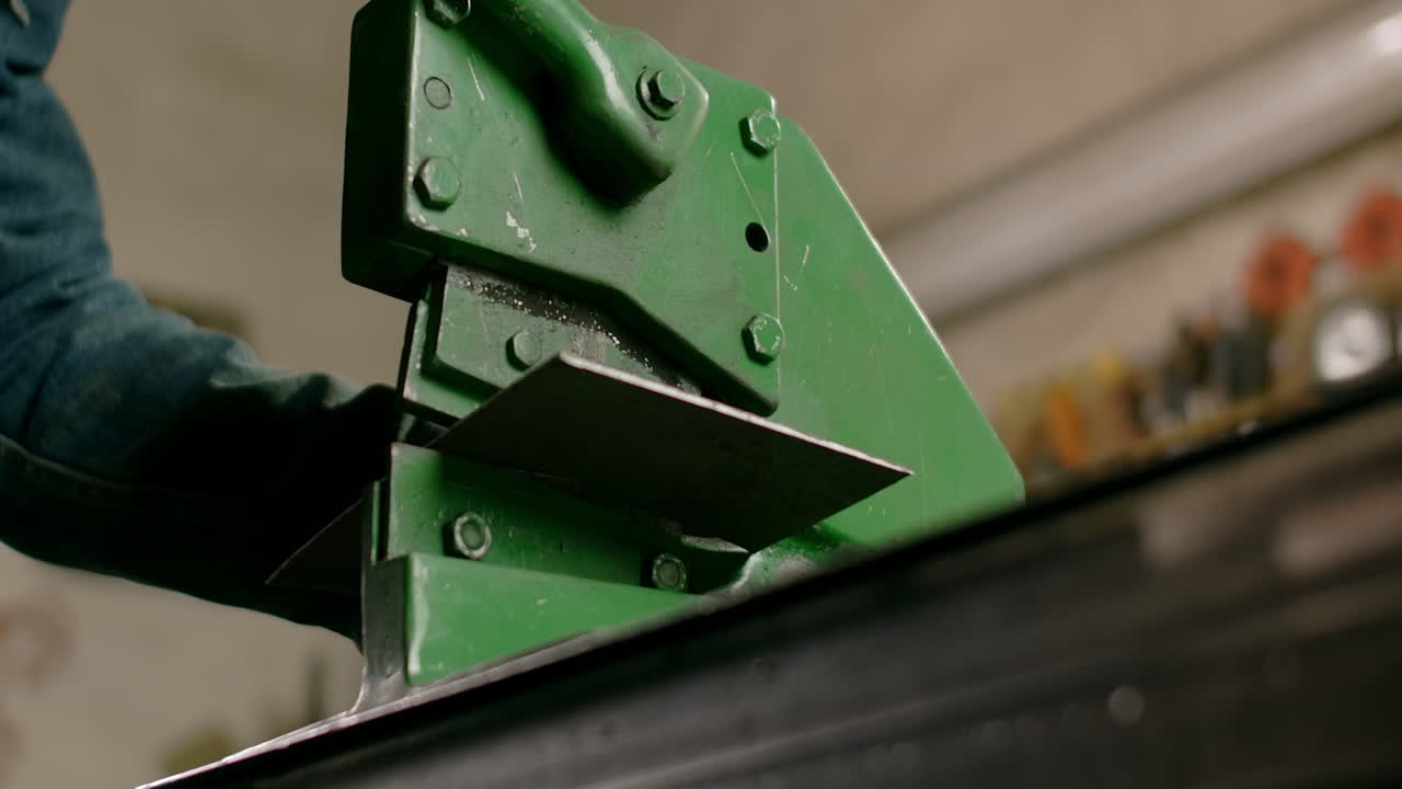 operación de corte de metales