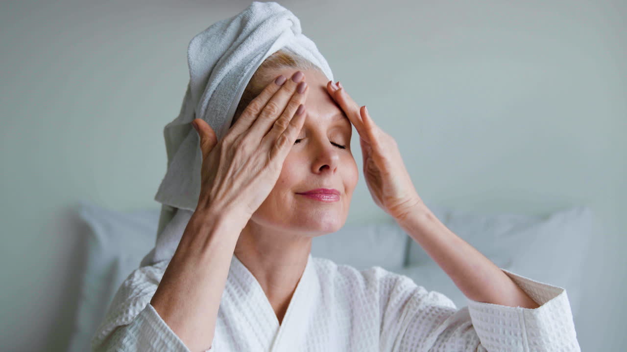 자기 돌보기 일정을 하는 여자