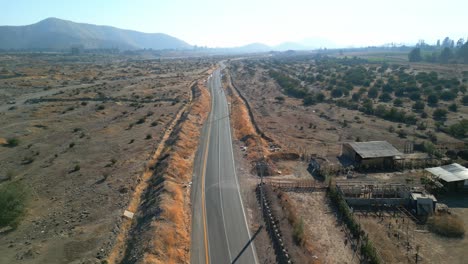 Route-Ribera-Del-Maipo,-Gemeinde-Buin,-Land-Chile