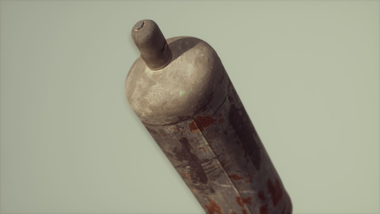 peligro viejo recipiente de gas oxidado