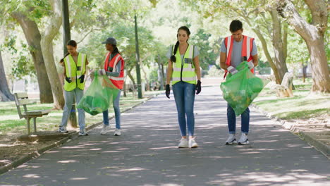 park cleanup volunteers