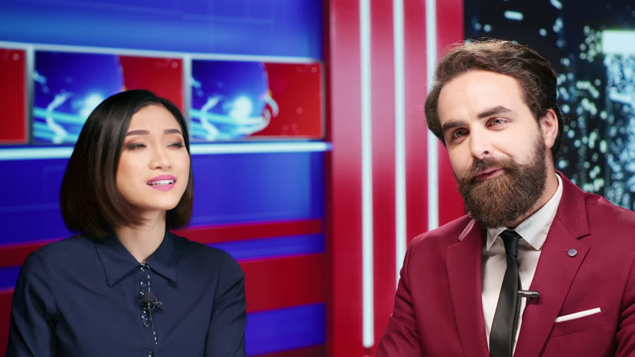 뉴스 캐스터 들 은 아침 쇼 를 생방송 으로 시작 한다