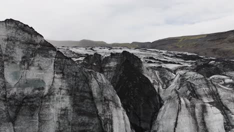 Gletscher-Im-Hochland-Von-Island