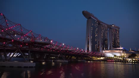 helix bridge und marina bay sands hotel singapur