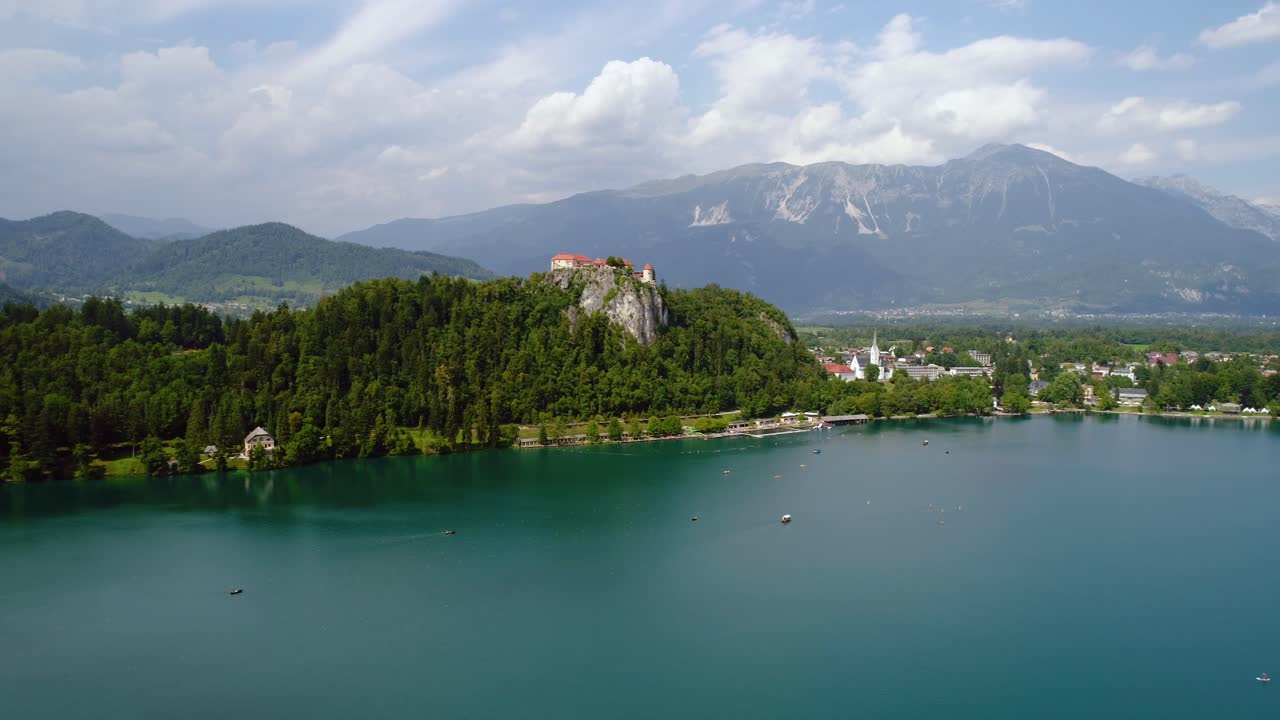 Slovenian kaunis luonto – Bled-järvi, lomakohde