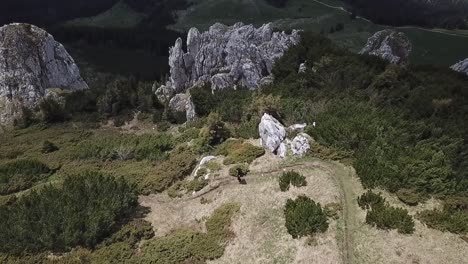 Von-Den-Bergen-Herunterlaufen