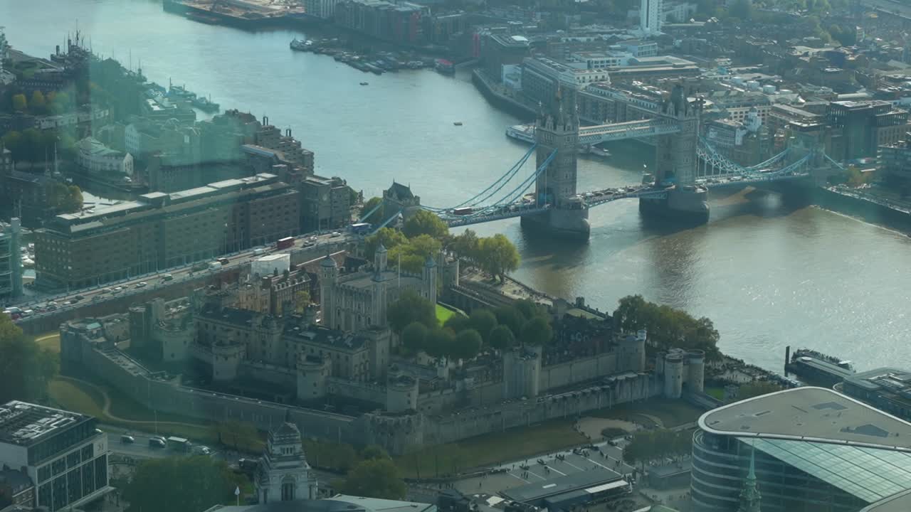 Panoramic aerial view of Tower Bridge over the Thames in London