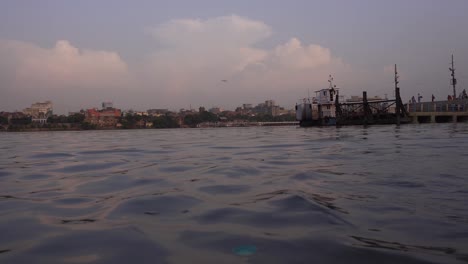 the river ganges flows through the city of calcutta