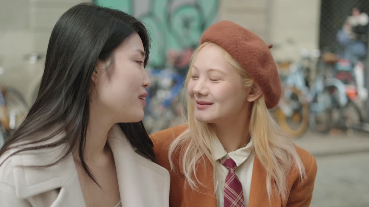 사랑에 빠진 두 여자