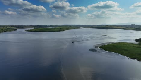 lower lough erne, condado de fermanagh, irlanda del norte, junio de 2023