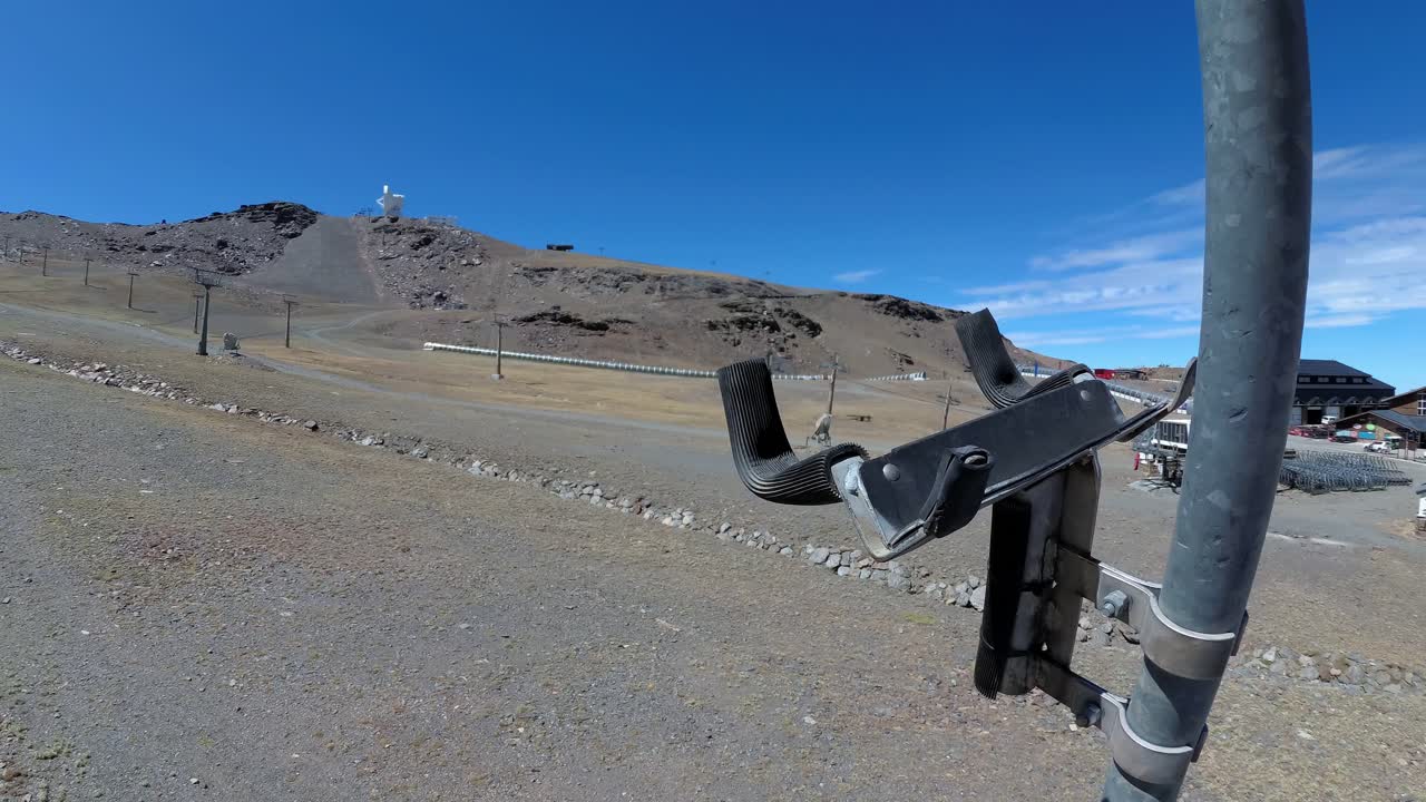 españa granada sierra nevada verano 4k desde arriba y abajo con drone y action cam estabilizada-16