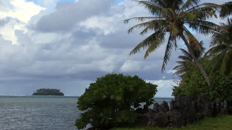 hermoso paisaje de la isla de raiatea, polinesia francesa