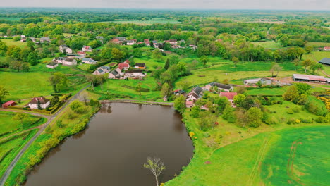 Zentrum-Frankreich-Land-Seite-Drohnenansicht