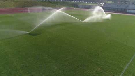 sistema de riego de campos de fútbol o fútbol de césped de riego automático