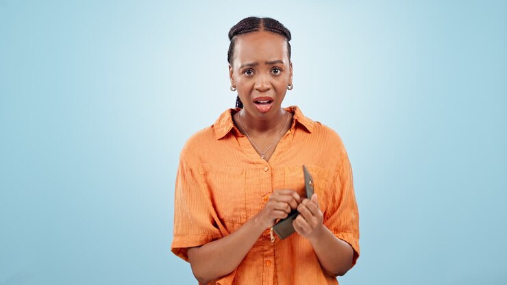Empty wallet, broke and poor with black woman