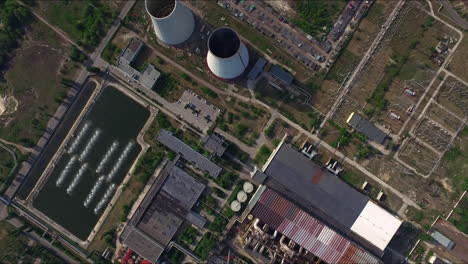 Vista-Superior-Del-área-De-La-Planta-De-Energía-Eléctrica.-Vista-Aérea-De-La-Planta-De-Calefacción-De-Tuberías-Industriales.