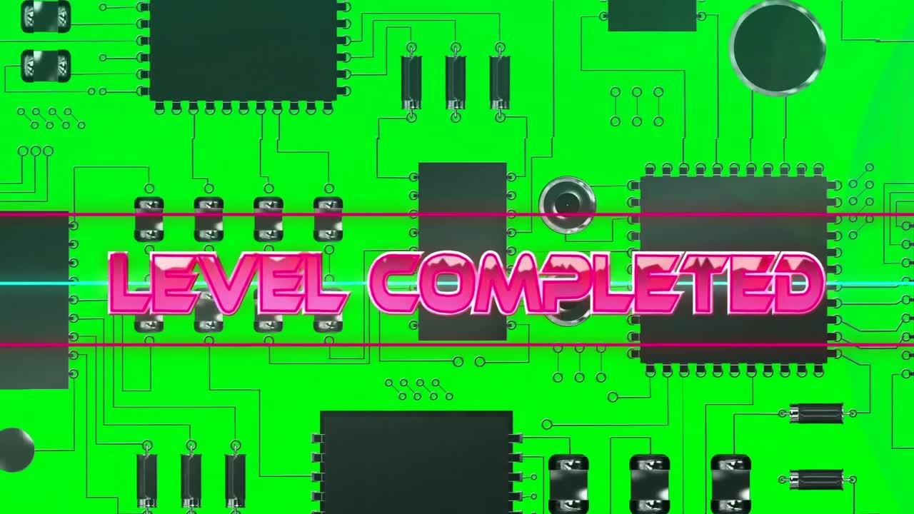 녹색 배경에 마이크로프로세서 연결의 클로즈업 위에 네온 배너에 수준 완료 텍스트
