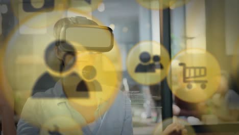 icono amarillo con una mujer usando auriculares vr