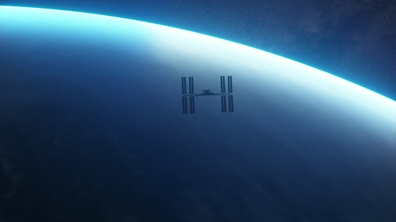 지구 도를 돌고 있는 국제 우주 정거장