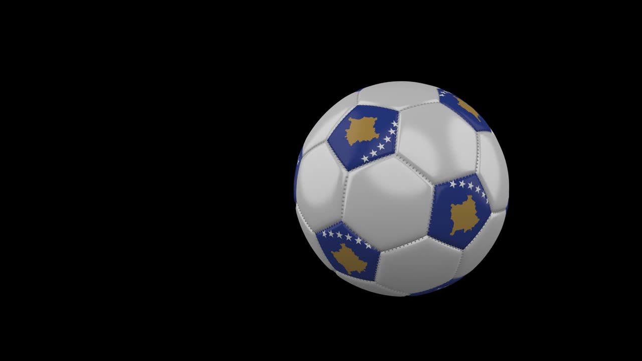 bandera de kosovo en una pelota de fútbol voladora en un fondo transparente, canal alfa