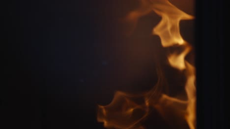 Close-up-slow-motion-fire