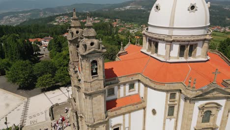 Aerial-crane-up-shot-of-Braga's-iconic-Sanctuary-of-Sameiro,-Portugal