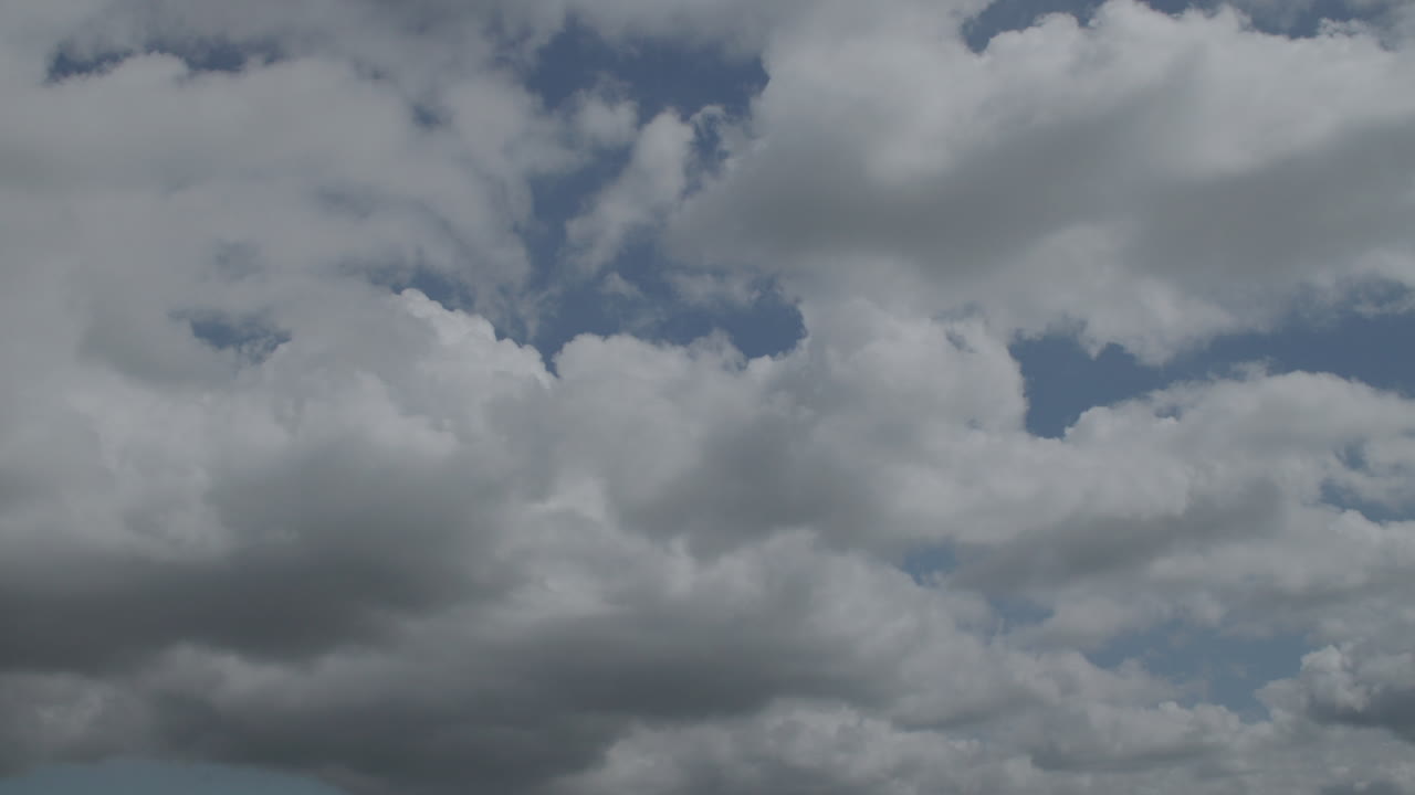Cloudy sky timelapse