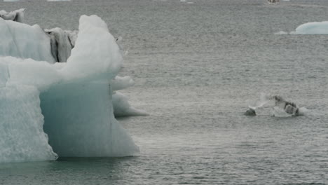 Melting-Glacial-Ice-Fields,-Jokulsarlon-Lagoon-Iceland---Climate-Change-and-Global-Warming-Concepts