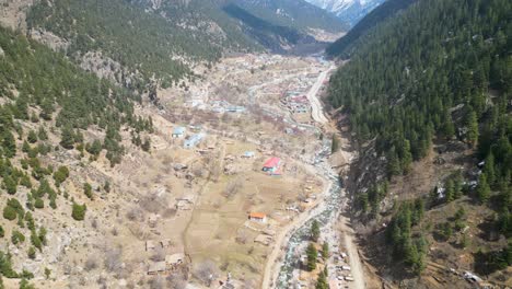 Luftaufnahmen-Der-Atemberaubenden-Landschaften-In-Nuristan