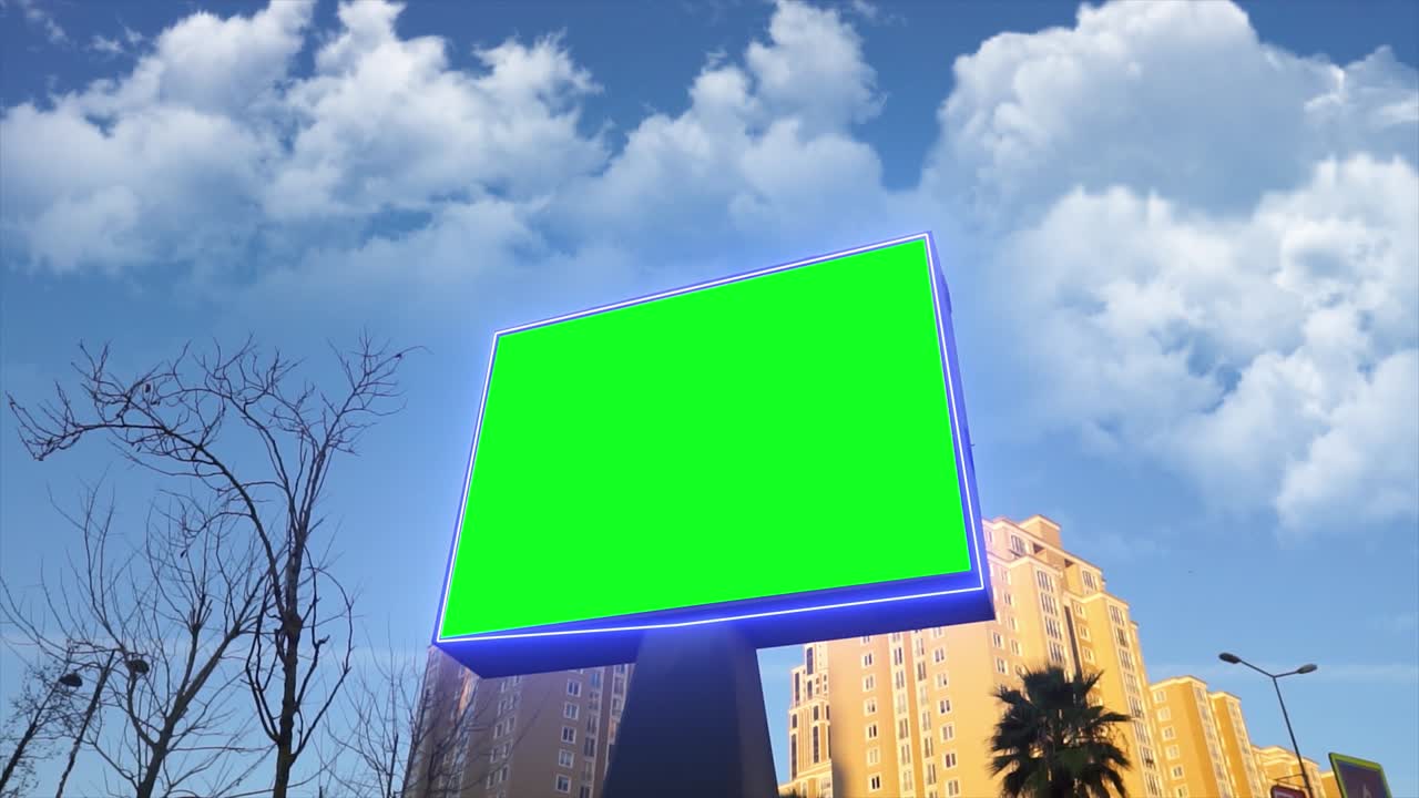 cartel de pantalla verde en la vida urbana, la ciudad. panel de publicidad en blanco, banner para el marketing. clave de croma signo vacío.