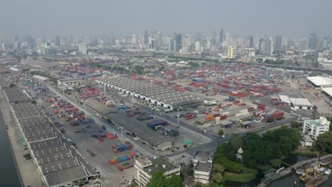 Container-Port-Warehouses-in-Bangkok