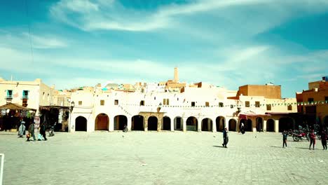 Dieses-Panoramamaterial-Zeigt-Das-Reiche-Erbe-Und-Die-Kulturelle-Bedeutung-Von-Ghardaia,-Algerien