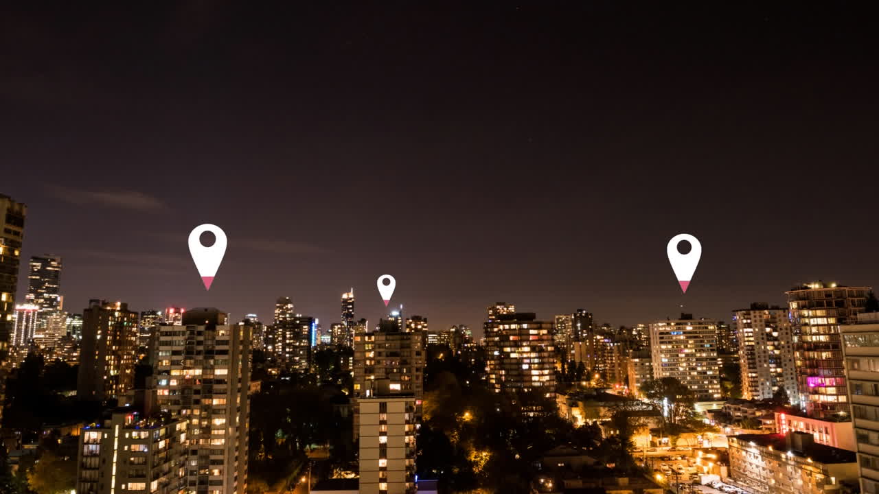 pines de ubicación en el paisaje urbano llenando en rosa
