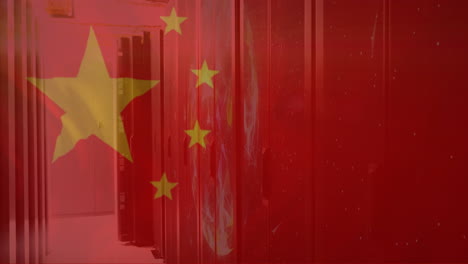 animación de la bandera de china y procesamiento de datos digitales a través de servidores informáticos