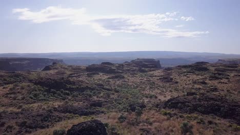 dramatic rugged scablands sagebrush landscape above potholes coulee wa