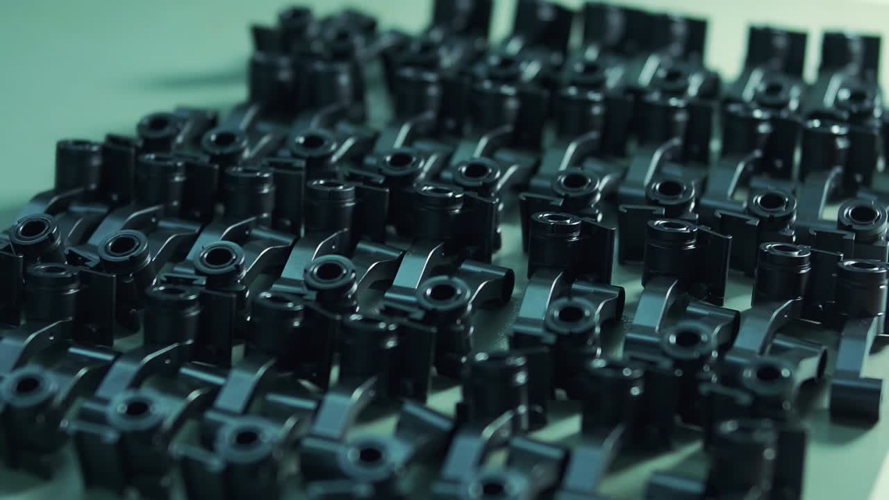 Preparing female materials for making binoculars. Construction of binoculars used on weapons.1.