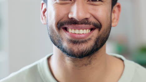 Weiße-Zähne,-Großes-Lächeln-Und-Gesunder-Mund